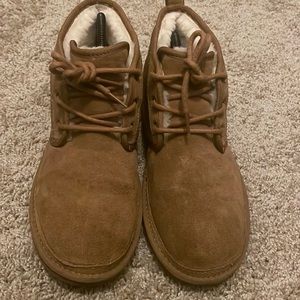 Ugg Neumel boots